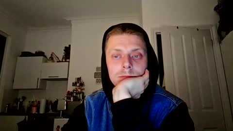 Tom online show from January 16, 7:38 pm