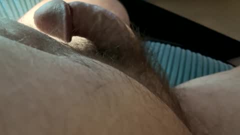 thomas_b7 online show from June 4, 7:20 pm