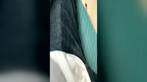 thomas_b7 online show from June 20, 9:25 am