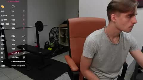 THOMAS BRONS online show from July 12, 5:09 am