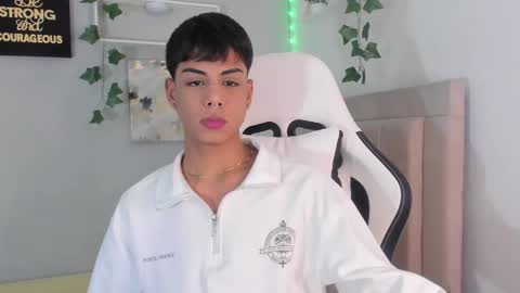 Thomas online show from September 12, 7:52 am