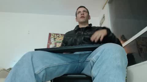 thomasjons online show from April 16, 4:34 am