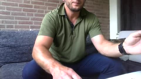 thomasonnl online show from July 27, 9:49 am