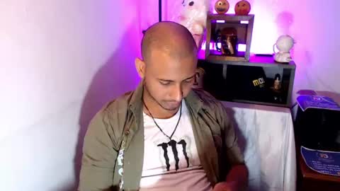 Thom online show from June 17, 10:22 pm