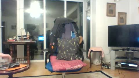 Thomsam88 check out my bio for loads of hot videos mmmmmmmmmm online show from March 2, 2:33 am