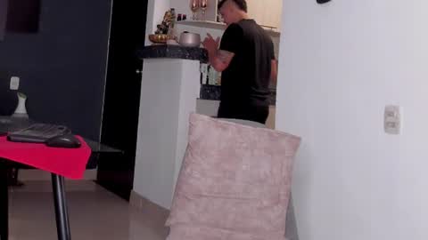 cristian online show from August 9, 1:46 am