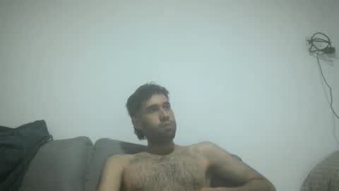 Snapshot of throwawayyourgun chatting on October 8, 4:33 pm Luka online show from October 8, 4:33 pm