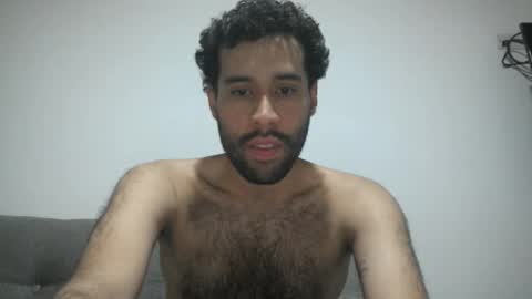 Snapshot of throwawayyourgun chatting on February 4, 1:38 pm Luka online show from February 4, 1:38 pm