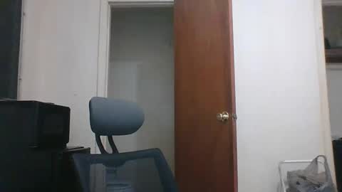 thrustinjustin808 online show from January 30, 4:45 pm