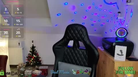 Snapshot of thunderbird02 chatting on December 15, 6:37 pm        Follow me Sgame por favor  online show from December 15, 6:37 pm