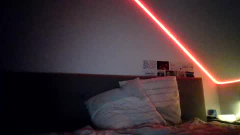 tigerjow941808 online show from November 3, 11:39 pm