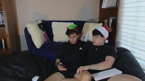 Camilo online show from December 15, 9:34 pm