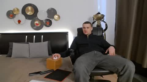 ask me online show from February 23, 7:38 am