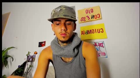 Snapshot of timewith_sebas chatting on September 13, 12:44 am salem online show from September 13, 12:44 am