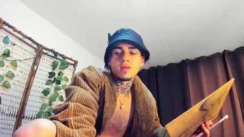 Snapshot of timewith_sebas chatting on January 27, 2:31 am salem online show from January 27, 2:31 am