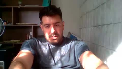 Benja online show from December 4, 7:56 pm