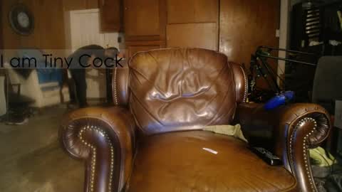 tinycock_1979 online show from June 5, 9:04 am