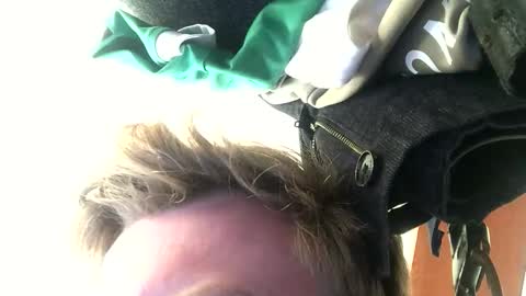 tippedrobin4830 online show from November 17, 1:58 pm