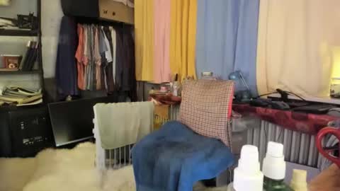Snapshot of tittkiss chatting on October 20, 9:13 am liebe es mich nackt vor der cam zu zeigen online show from October 20, 9:13 am
