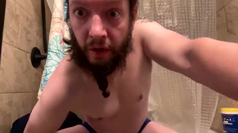 Snapshot of tittyzandbeer chatting on February 10, 10:20 am tittyzandbeer online show from February 10, 10:20 am