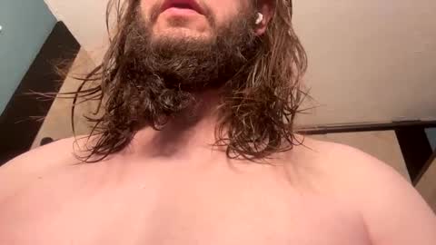 Snapshot of tittyzandbeer chatting on February 1, 11:43 am tittyzandbeer online show from February 1, 11:43 am