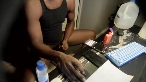 tjthicc online show from November 3, 5:11 am