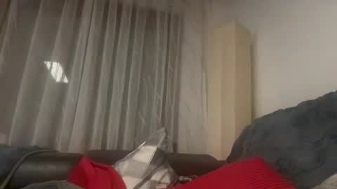 Tom online show from February 12, 5:08 pm