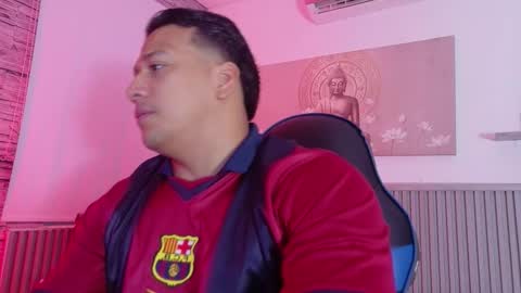 Tom muscle1 online show from March 10, 1:06 pm