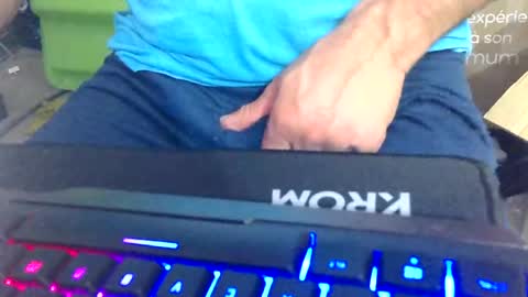 tomasturbador121 online show from July 21, 10:23 pm