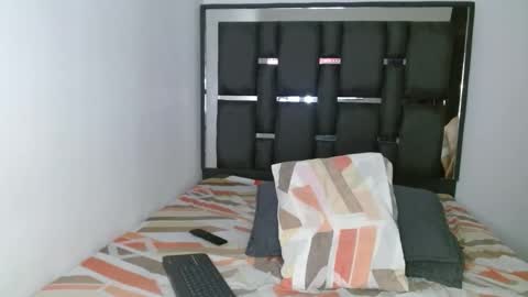 tomaz_18 online show from March 24, 5:29 pm