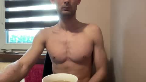 tommi77799 online show from March 22, 6:18 am