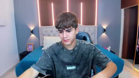 Tommy  online show from November 26, 3:42 am