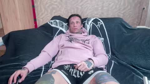 Tommy and Katana online show from March 4, 6:15 am