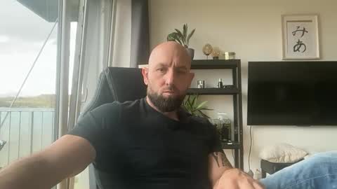 Thomas Fit online show from October 25, 12:07 pm