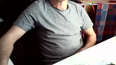 Tom online show from January 2, 10:26 am