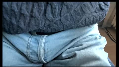 Tom online show from October 30, 3:13 pm