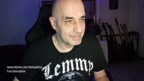 toninspektor online show from February 3, 9:07 pm