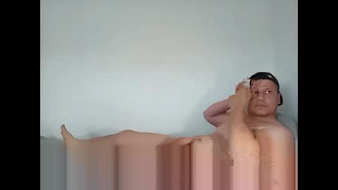 tonny54880 online show from April 6, 5:19 am