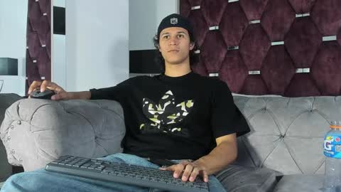 Tony Benedetti online show from April 6, 9:04 pm