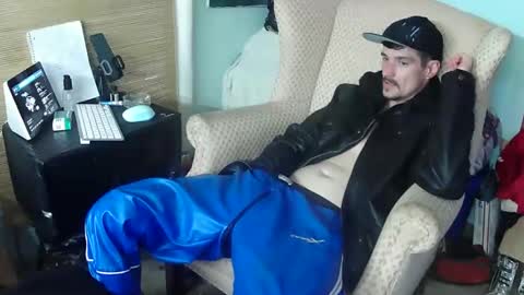 SagMeOreduceMe online show from March 18, 10:57 pm