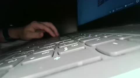 toponipi10 online show from December 11, 5:32 pm