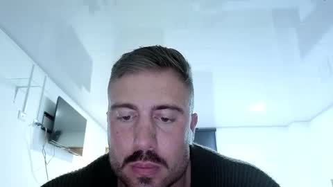 toro_arrapato online show from March 21, 3:10 am