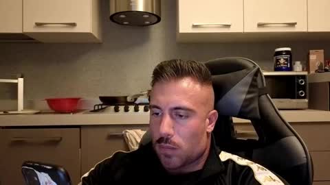 toro_arrapato online show from November 29, 1:07 am