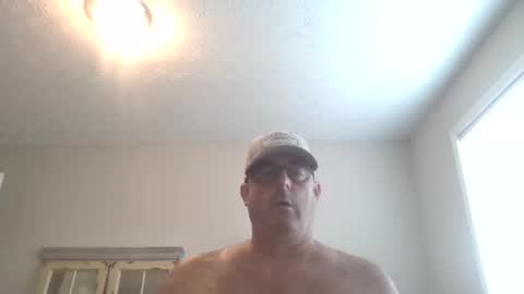 Snapshot of travelingman53 chatting on September 23, 7:57 pm Travelingman53 online show from September 23, 7:57 pm