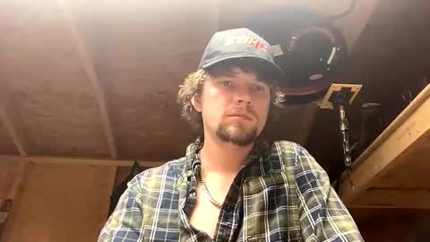 treeman817 online show from March 9, 1:10 am