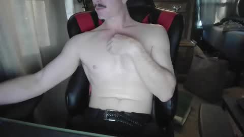 treesui online show from January 17, 9:27 pm