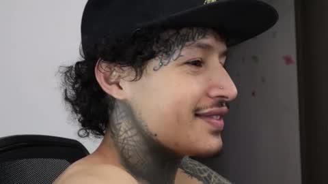 - trieone online show from March 9, 2:05 am