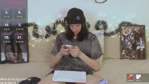 Max  online show from February 4, 5:08 pm