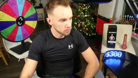 Snapshot of troy_greenxo chatting on December 30, 3:58 am Troy Green online show from December 30, 3:58 am