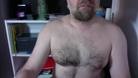 trytobeaslave online show from May 13, 9:39 am